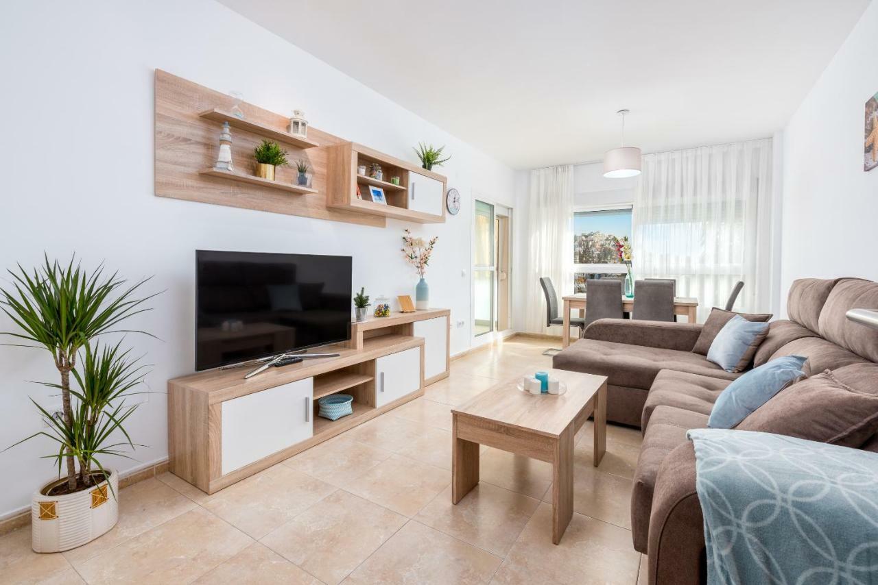 Wintowinrentals Best Location, Beach, Pool & Parking Rincon de la Victoria Luaran gambar