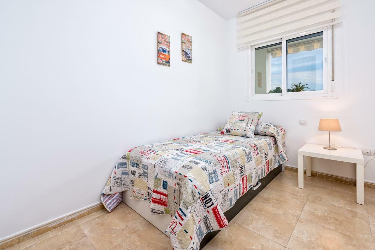 Wintowinrentals Best Location, Beach, Pool & Parking Rincon de la Victoria Luaran gambar